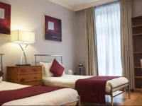 12 London Street Apartment