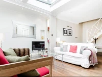 2 Bed Cottage in Hampstead