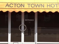 Acton Town Hotel