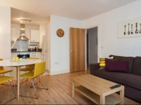 Executive Oasis in City Center