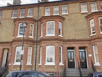 Flying Butler Vincent Square Apartment