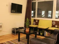 Judd Street Apartment