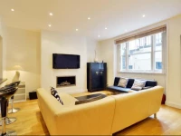 Kensington Gardens Apartment