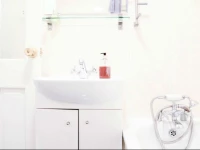 Old Compton Street, 7/10a