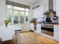 Three Bed House on Stapleton Road - Wandsworth