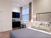 Valet Apartments Golden Square