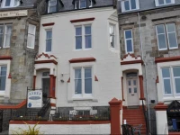 Ayres Guest House 3*