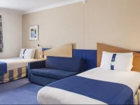Holiday Inn Express Oxford Kassam Stadium
