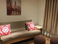 Quarters - 11-13 Hollow Way Apt 1