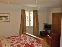 West Haugh Farmhouse B and B