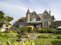 The Broadway Park Hotel