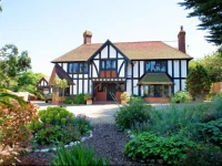 Sunrays Bed and Breakfast