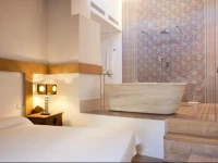 Les Monges Palace Boutique