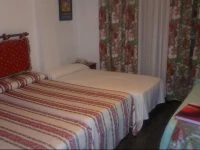 Hostal Restaurante Pirineos