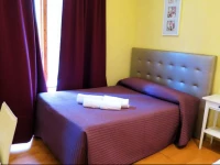 Hostal Balmes Centro