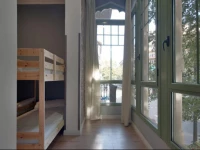 Black Swan Hostel 1*