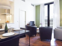 Inside Barcelona Apartments Mercat