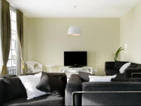 Near Paseo de Gracia Apartments