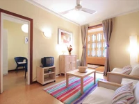 Rent a Flat in Barcelona Arc de Triomf