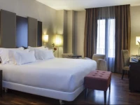 NH Collection Victoria