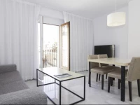 Urbanliving Gran Capitan