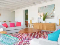 Urban Vida La Latina