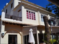 La Mimosa Guesthouse B&B