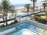 Apartamentos El Paseo