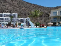 Apartamentos Natural Park