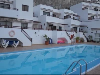 Granada II Apartments