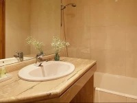 Playa de Ondarreta Apartment by FeelFree Rentals