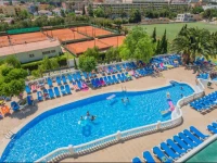 Aparthotel Holiday Center