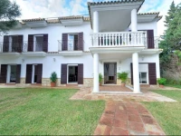 Apartamentos Costa Trafalgar