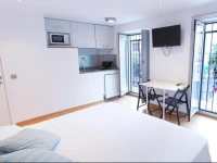 Patio de los Naranjos Feria 60 Sevilla & Suites