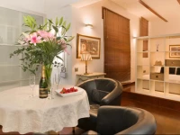 Ghat Apartments Montroig