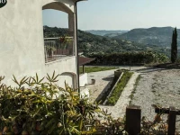 LEremo Country House