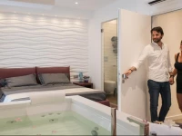 F53 Kevin charming house