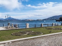 The Cottage on the Lake