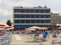 Touring Spiaggia 3*