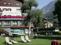 Hotel Larice Bianco 3*