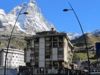 Cervino Valley House Rododendro