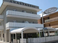 Hotel Anastasi 3*
