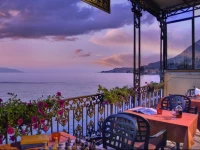 Hotel GarnГ¬ Riviera