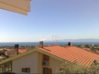 Artistika Golden Apartment