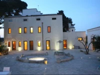 Villa Lucrezio Resort