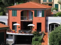 Baia Blu RTA Residence