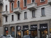 Milano Shopping District Apartment