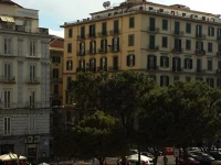 Two-Bedroom Apartment in Neapel I