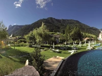 Hotel Adler Dolomiti Spa & Sport Resort