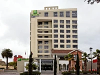 Holiday Inn Express Hotels & Suites Quito 4*